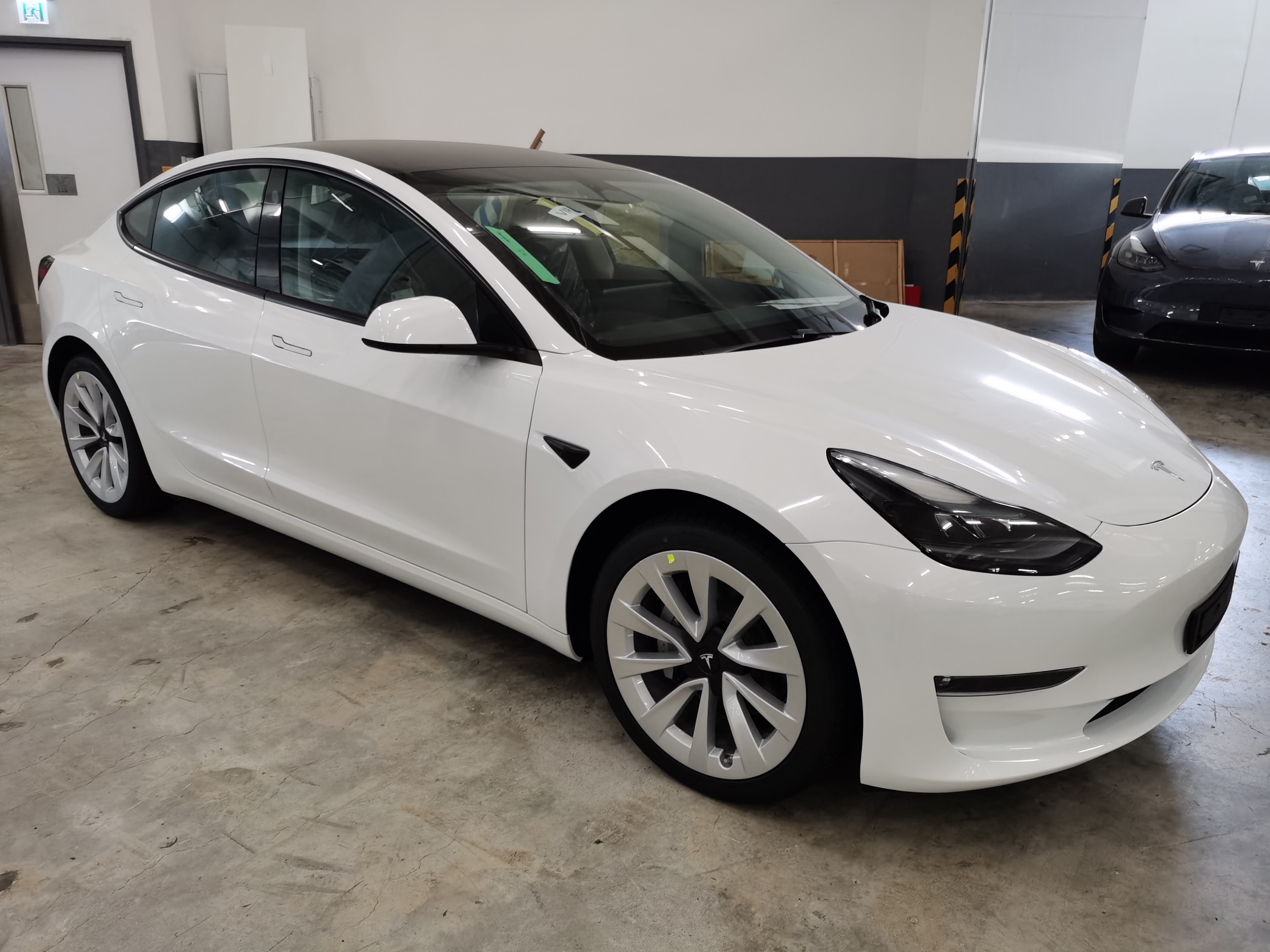Tesla, Inc. - TESLA Model 3 2017 - 2022 recall photo 1